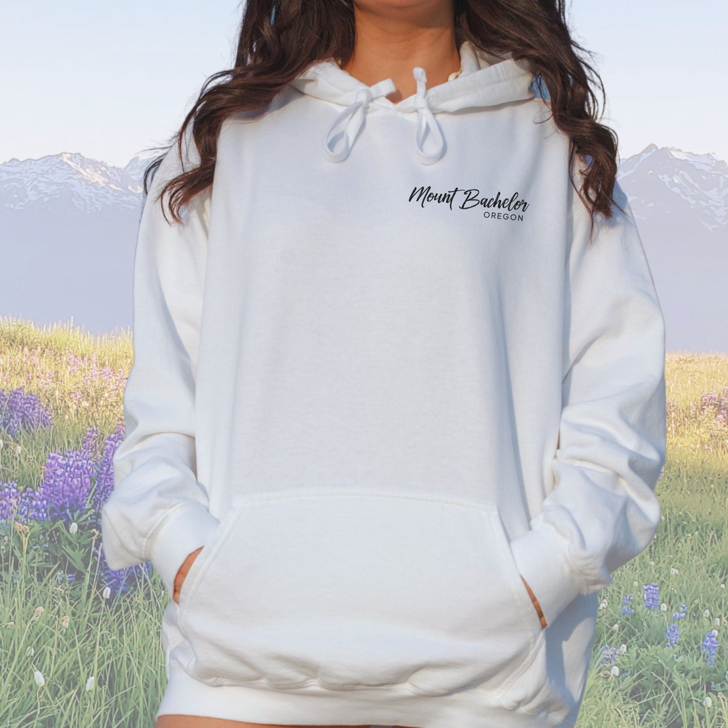 Mount Bachelor, Oregon - Vintage Style Hoodie