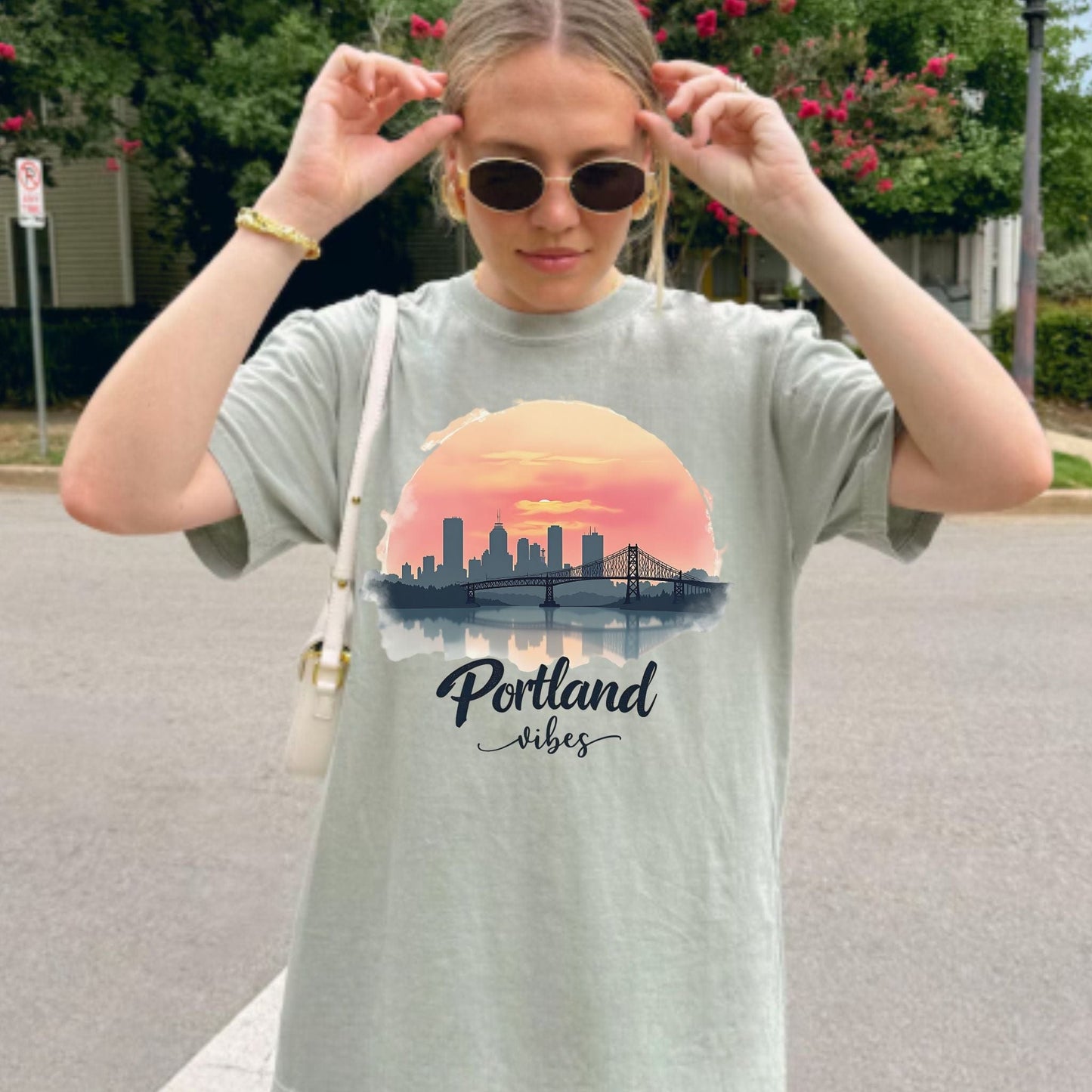 Portland Vibes, Vintage Style Tee